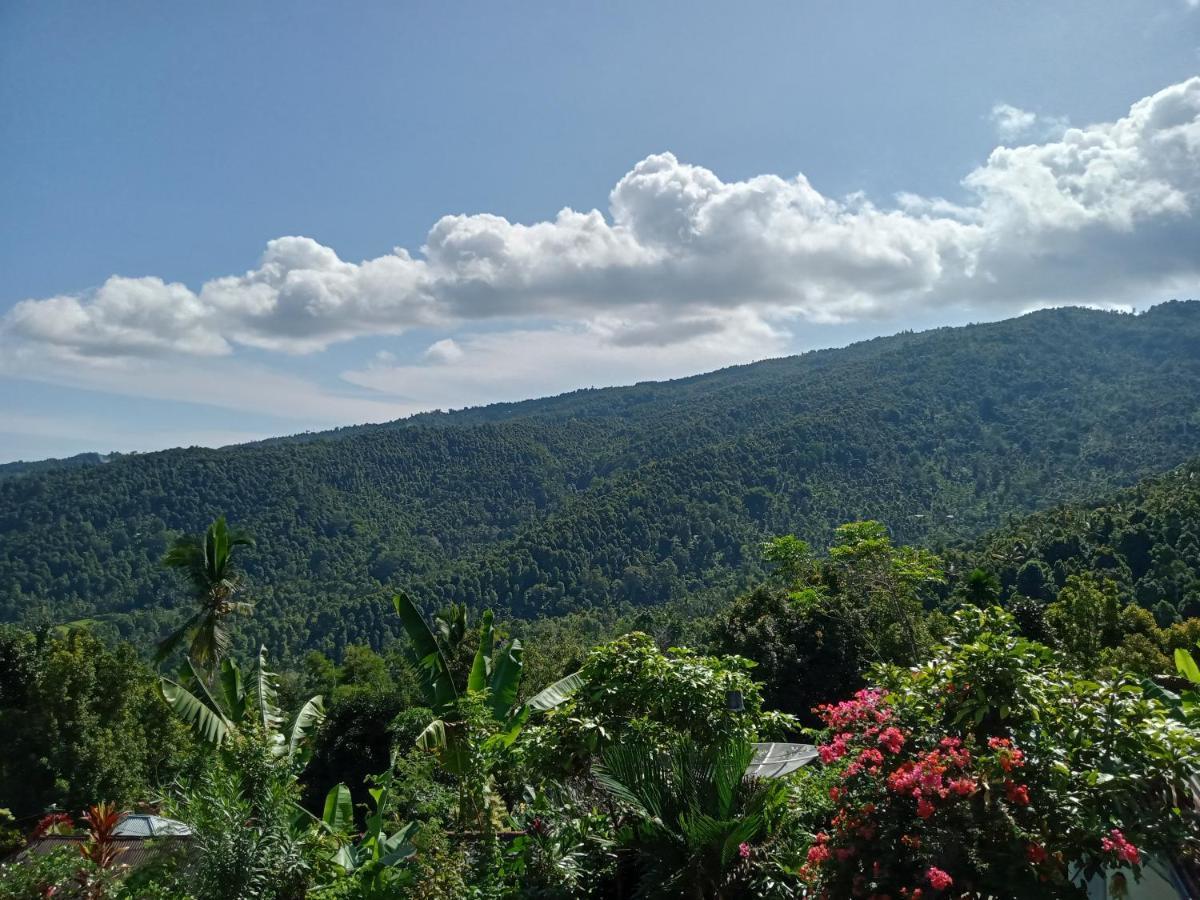 Aris Homestay And Warung Made Мундук Экстерьер фото