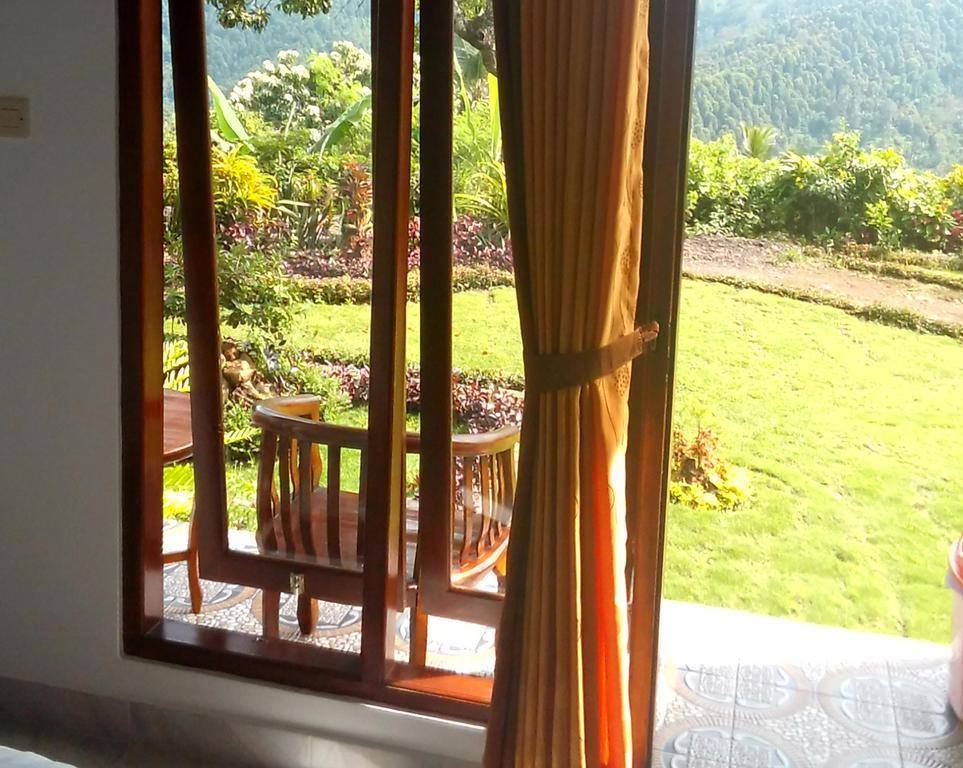 Aris Homestay And Warung Made Мундук Экстерьер фото